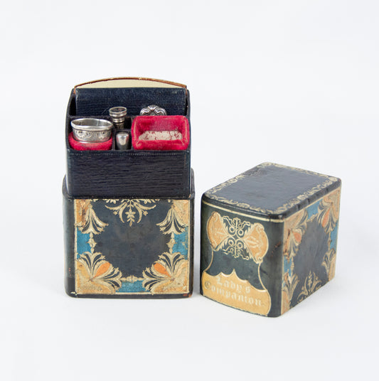 (ETUI). (BOOK-LIKE OBJECTS). Ladies Companion.